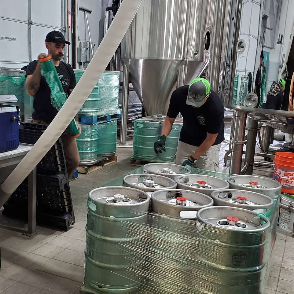 醸造所のビール醸造設備、円錐形のステンレス鋼ビール発酵槽、販売のための商業醸造設備、醸造所の開始方法、醸造設備のコスト、ビールタンク、ビール瓶詰め機、ビールケギングマシン、ビール缶詰機、販売のためのクラフトビール醸造システム、醸造所タンク、ビール醸造設備、醸造所USA