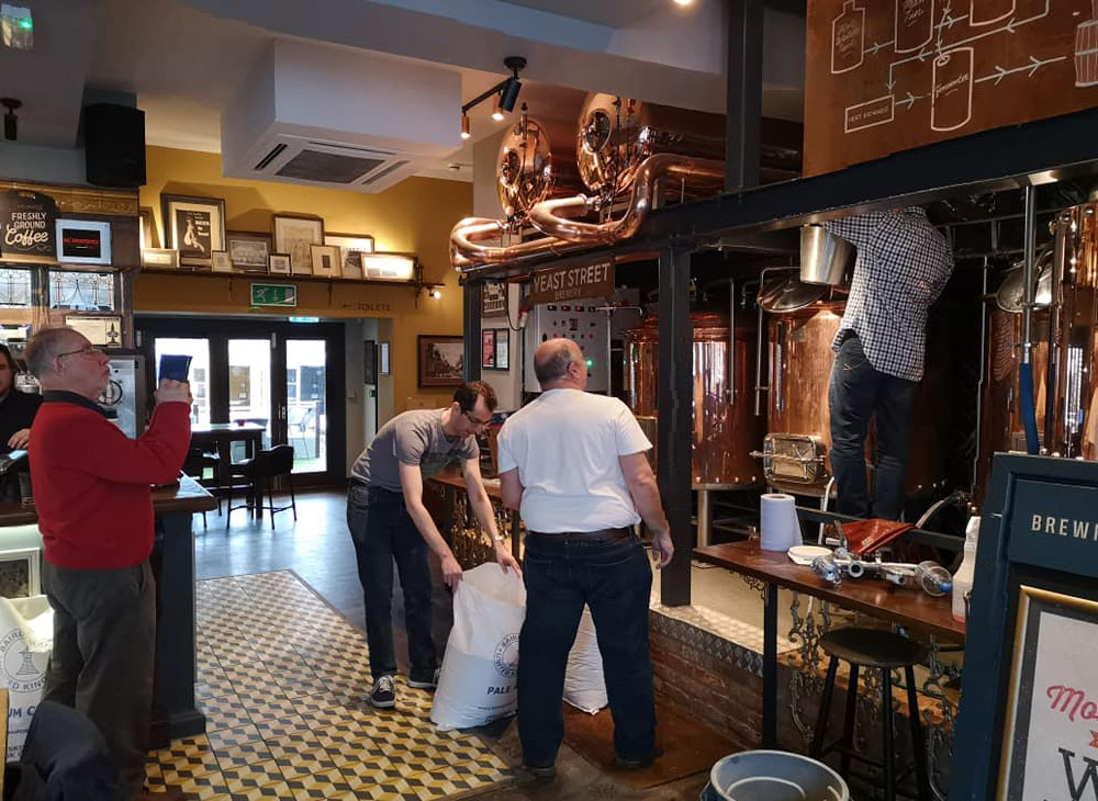 Équipement de brasserie en cuivre, fermenteur de bière en cuivre, cuve de fermentation de bière conique