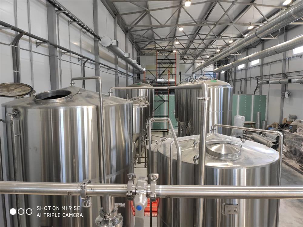 醸造所のビール醸造設備、円錐形のステンレス鋼ビール発酵槽、販売中の市販の醸造設備、醸造所の開始方法、醸造設備のコスト、ビールタンク、ビール瓶詰め機