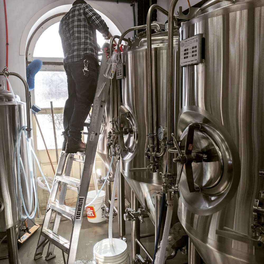 醸造所のビール醸造設備、販売のための醸造設備の価格、円錐形のステンレス鋼ビール発酵槽、販売のための商業醸造設備、醸造の開始方法、醸造設備のコスト、ビールタンク、ビール瓶詰め機、天台醸造設備、地ビール醸造システム、カナダ醸造所
