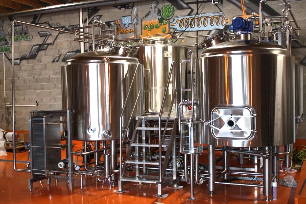 醸造所のビール醸造設備、円錐形のステンレス鋼ビール発酵槽、販売のための商業醸造設備、醸造所の開始方法、醸造設備のコスト、ビールタンク、ビール瓶詰め機、醸造所フランス、クラフト醸造所設備の価格