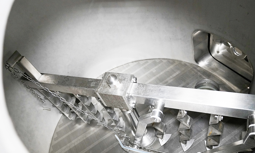 <b>What are the improvements of modern filter tank compared with traditional filter tank?</b>