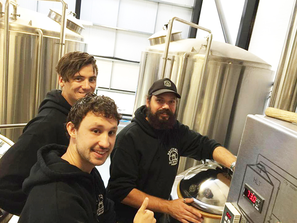 2000L 3 vessel brewery system installed in Australia