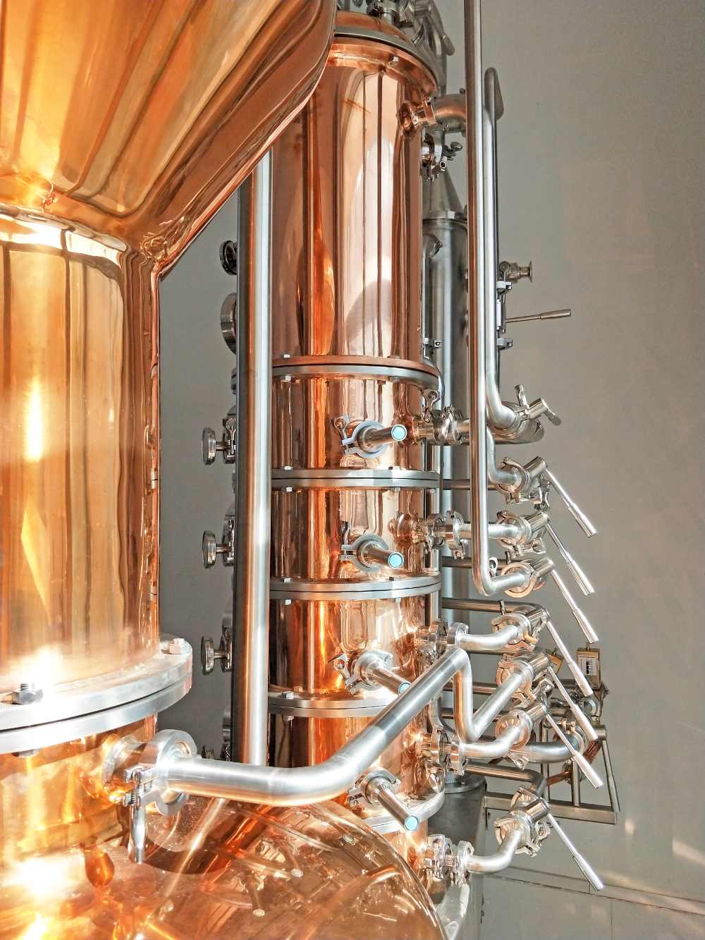 beer distillation equipment，distillation equipment manufacturer