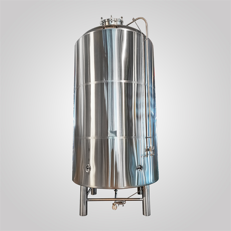 8000L brite tank