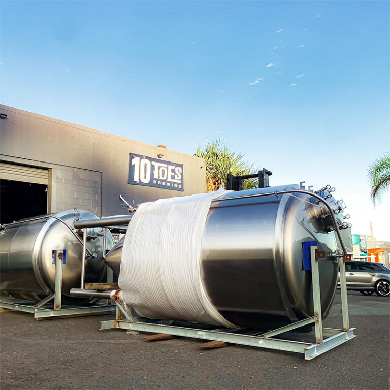 Ten-Toes-2500L-beer-equipment-1